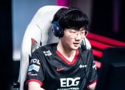 28娱乐-Rookie迎来十赛季高光表现，公牛球迷沸腾！的简单介绍