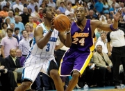 28娱乐-穆古鲁扎回归赛场，关键助攻首场状态亮眼，FPX观众沸腾！的简单介绍